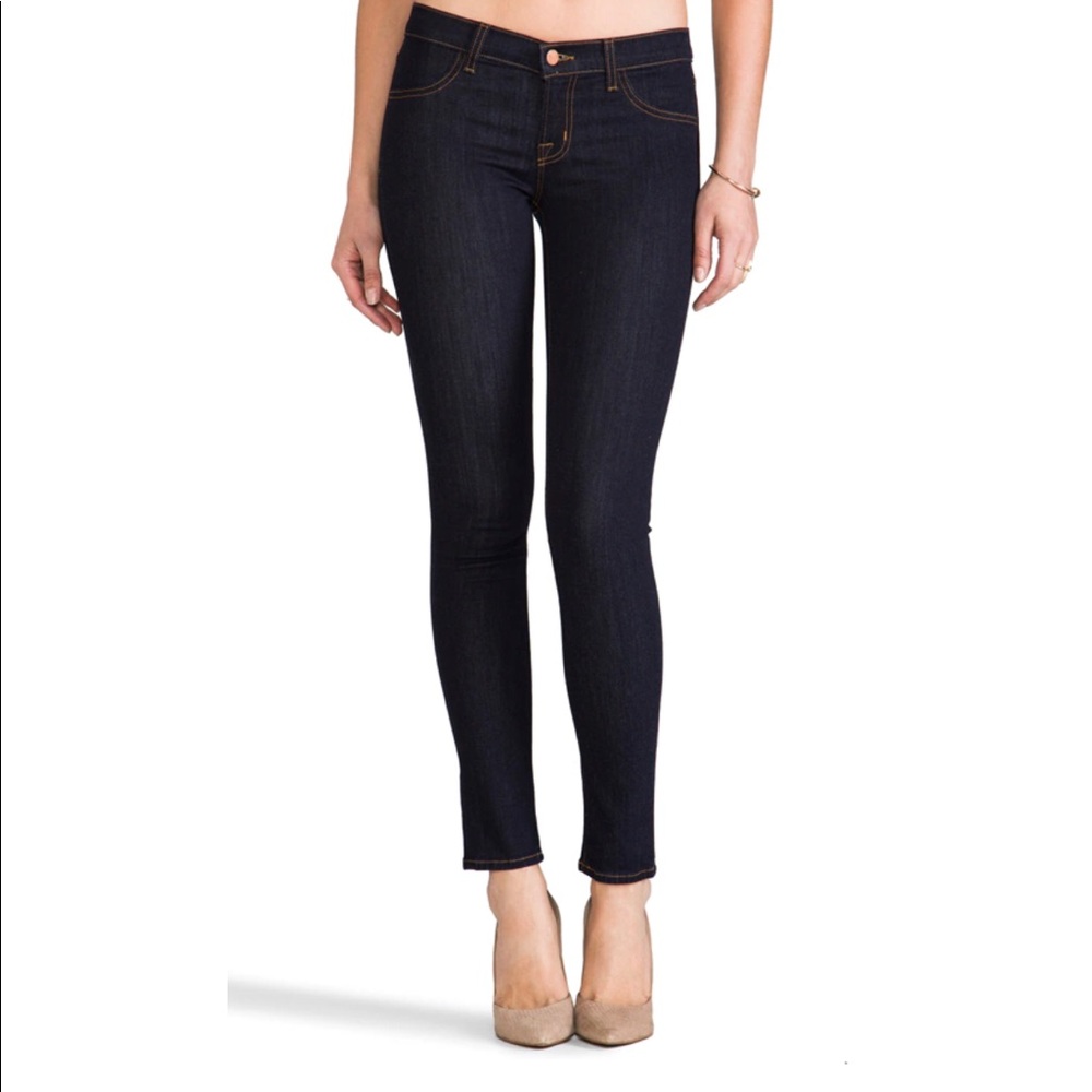J Brand | Mid-rise Skinny in Starless